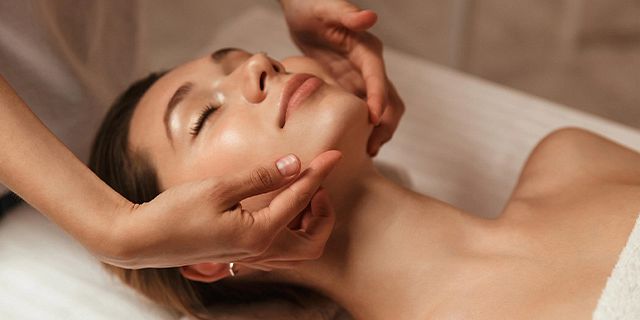 Spa getaway hydradermie youth facial relaxation massage (3)